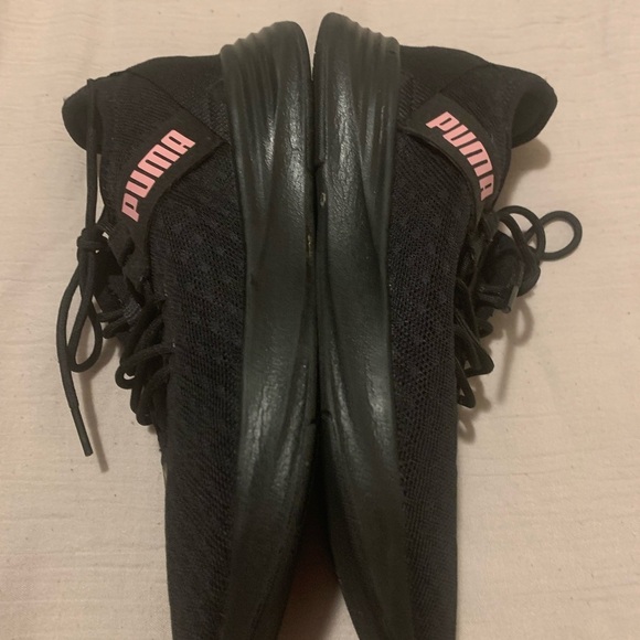 Puma Black Athletic Shoes - Picture 5 of 7